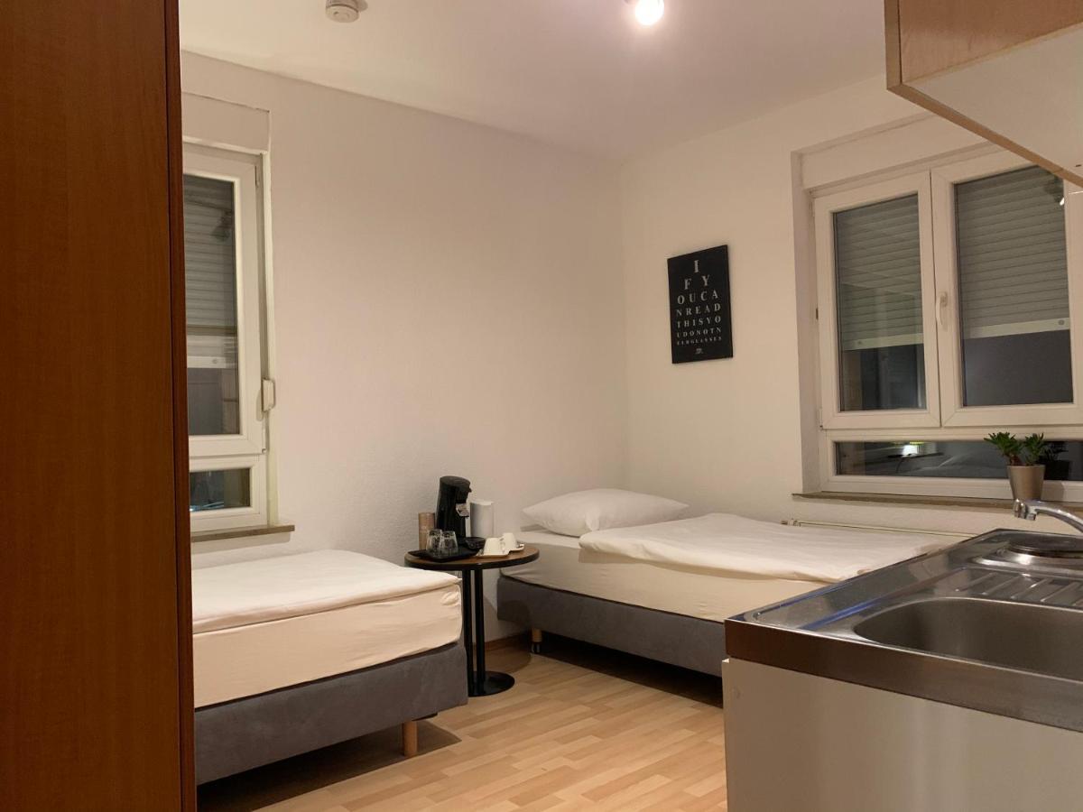 City Studio Am Hauptbahnhof Apartment Heilbronn Exterior foto